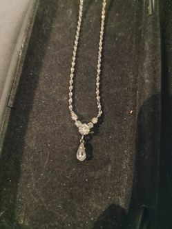 Vintage tear drop necklace