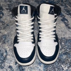 Air Jordan 1 mid