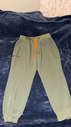 Women’s FIGS size XL
