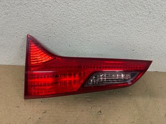 2019-2022 HONDA HR-V INNER LIGHT RIGHT SIDE OEM