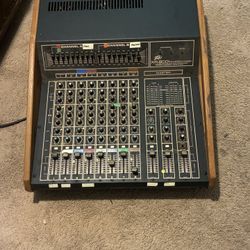 stereo powered mixing console