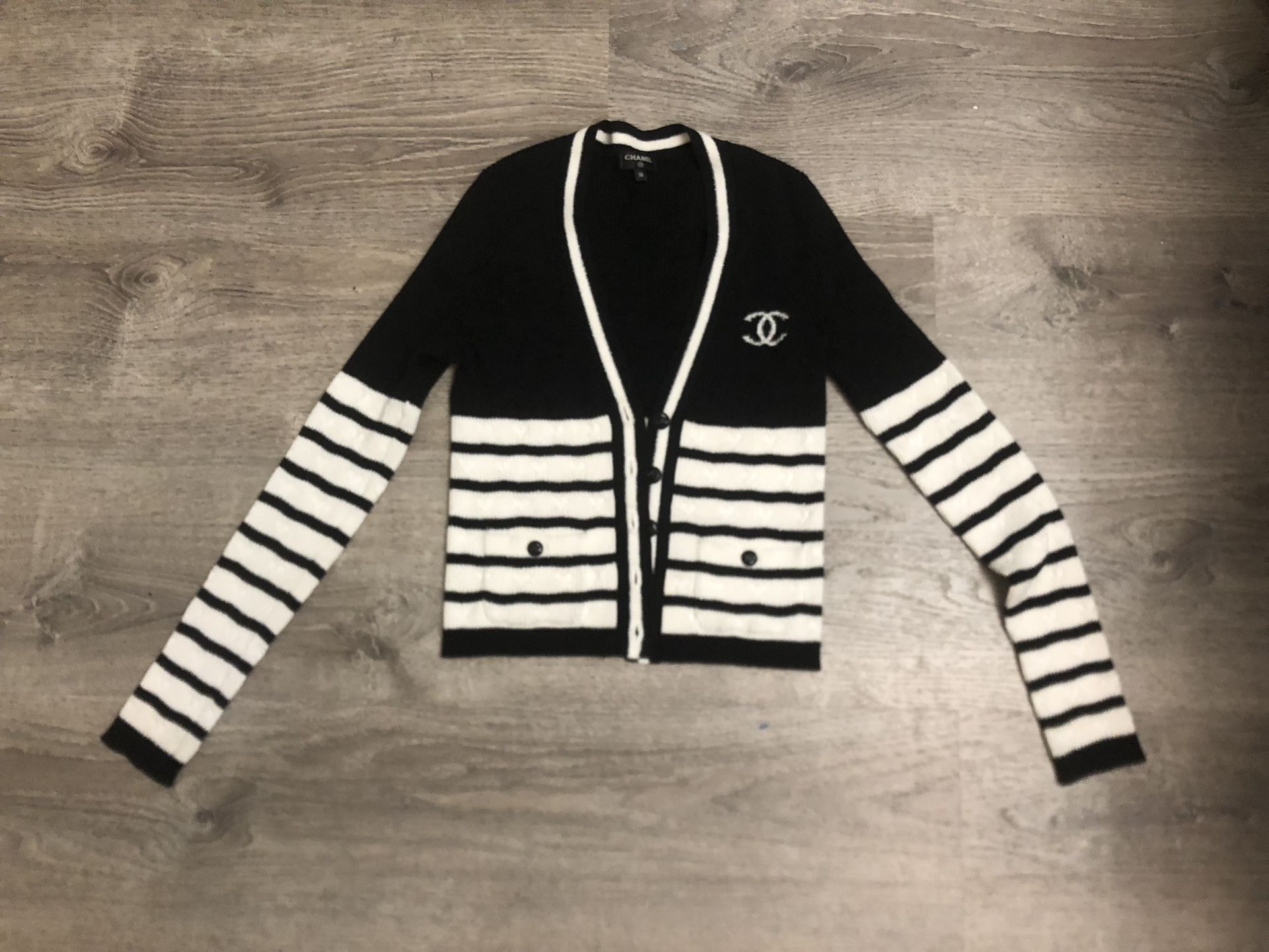 Chanel Women’s Cardigan Size 36 Is Small