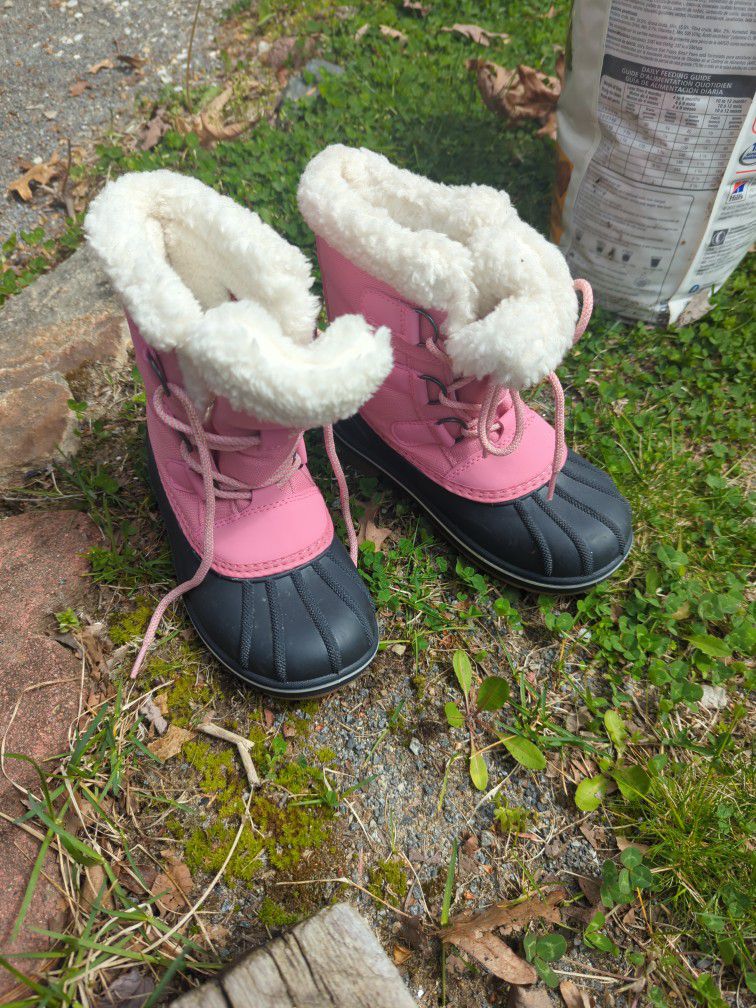Size 1  Kids Winter Boots 
