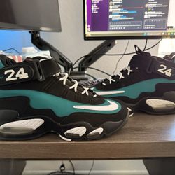 Ken Griffey Nike