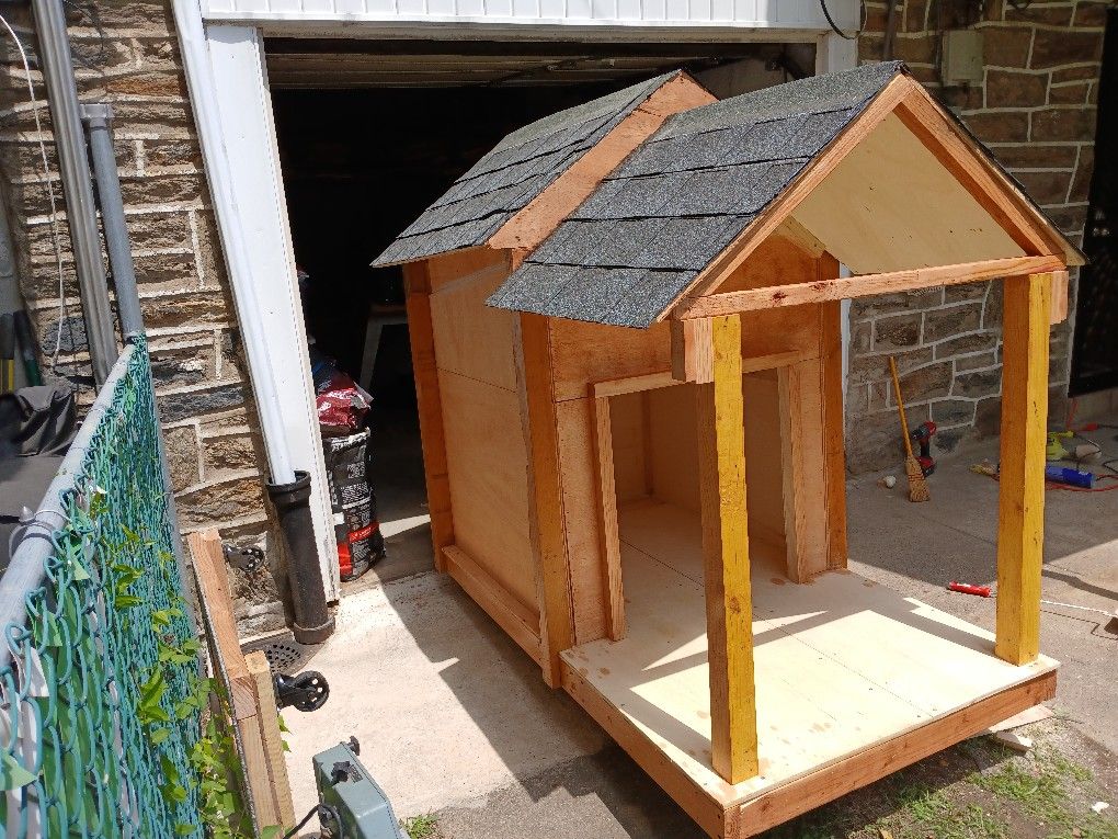 Large Dog House 