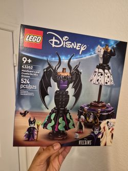 LEGO Disney Maleficent's and Cruella de Vil's Dresses