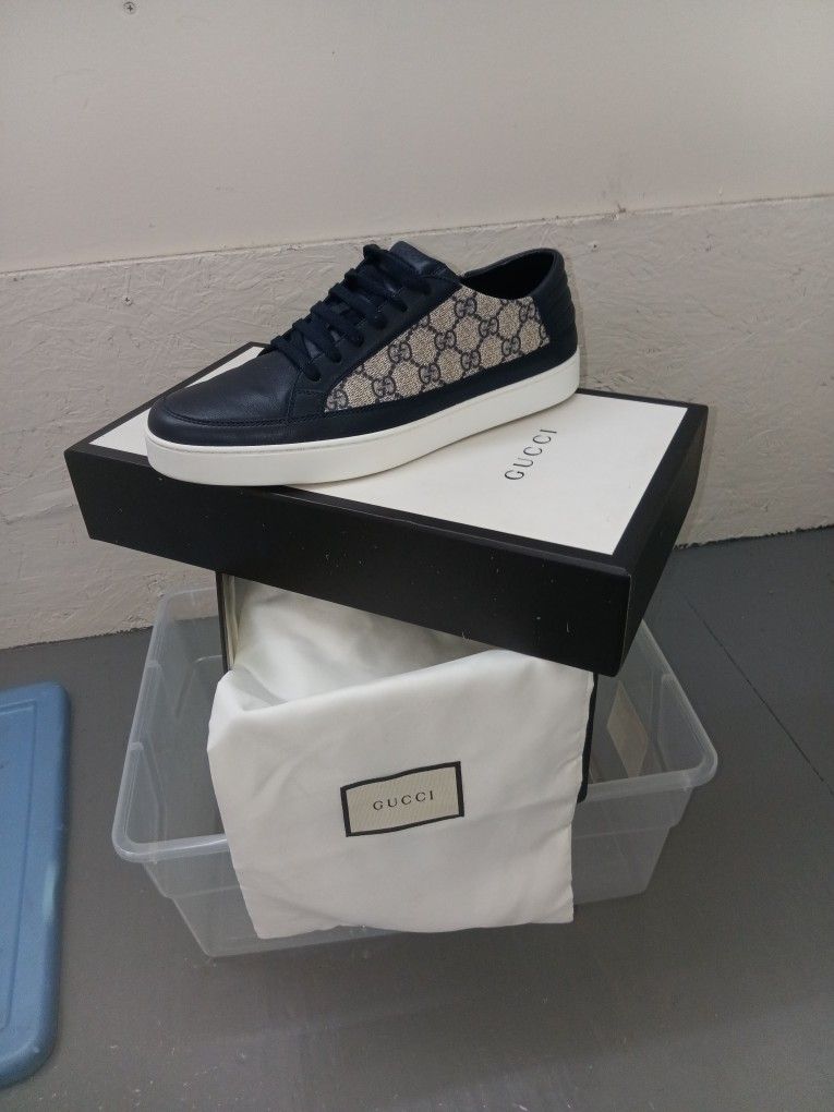 MEN'S GUCCI SHOES
