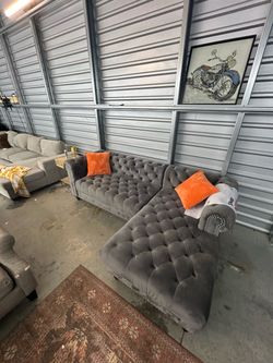Gray Velvet Tufted Chesterfield Sectional SofaSectional Sofa/ Couch (We Deliver)