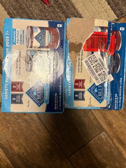 Blue Buffalo Senior 7+ Dog Food Variety Pack (2 Boxes)