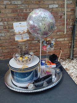 MOTHER'S DAY NOW SERVING THE QUEEN