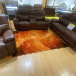 ALL KINDS OF RECLINING FURNITURE ON SALE. DELIVERY TODAY! ALL CREDITS WELCOME! 