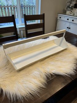 Metal And Wood Serving Decor Tray. Measurements in pictures. Pick up in Lynnwood