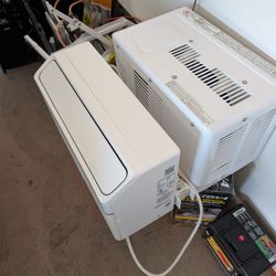 Window AC unit With remote 