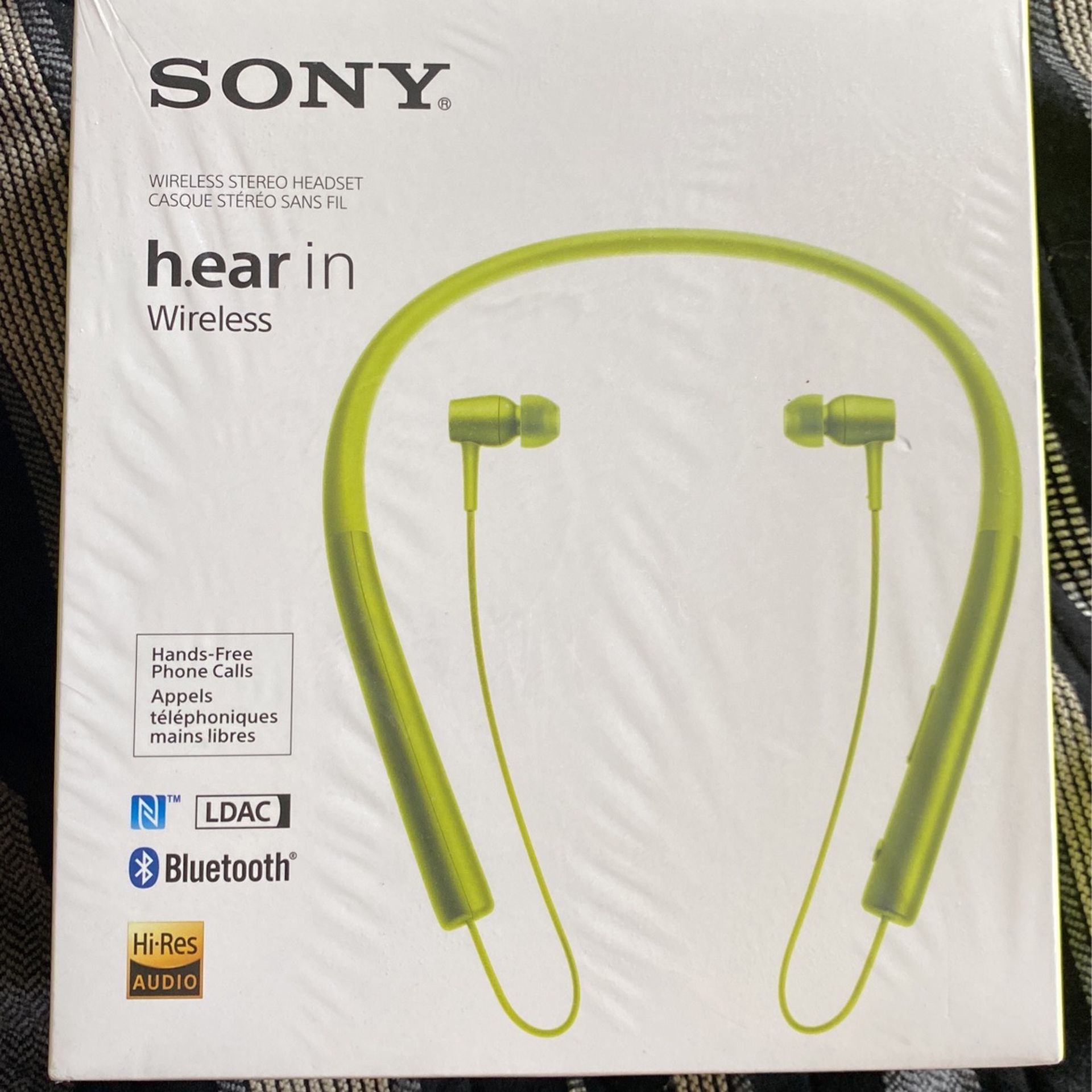 SONY wireless Earbuds *BRAND NEW