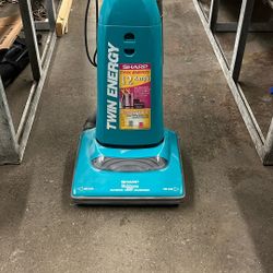 90s Vacuum