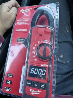 600 Amp AC/DC Digital Clamp Meters