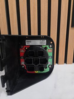 Volvo Penta EVC HCU MID 164 Helm Control Unit (contact info removed)5P01 – Excellent Condition