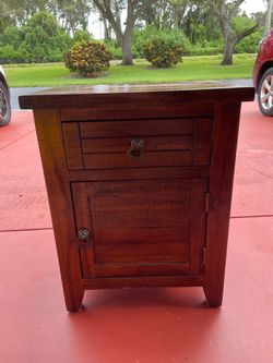 Bathroom Hutch/Nightstand