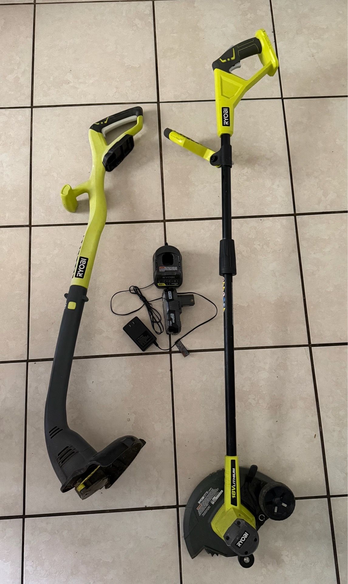 Ryobi 18V Lithium String Trimmer / Edger Battery Charger Set