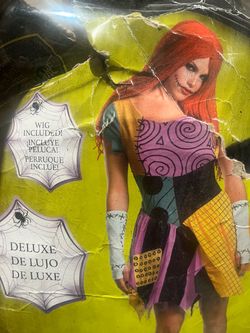 Costume