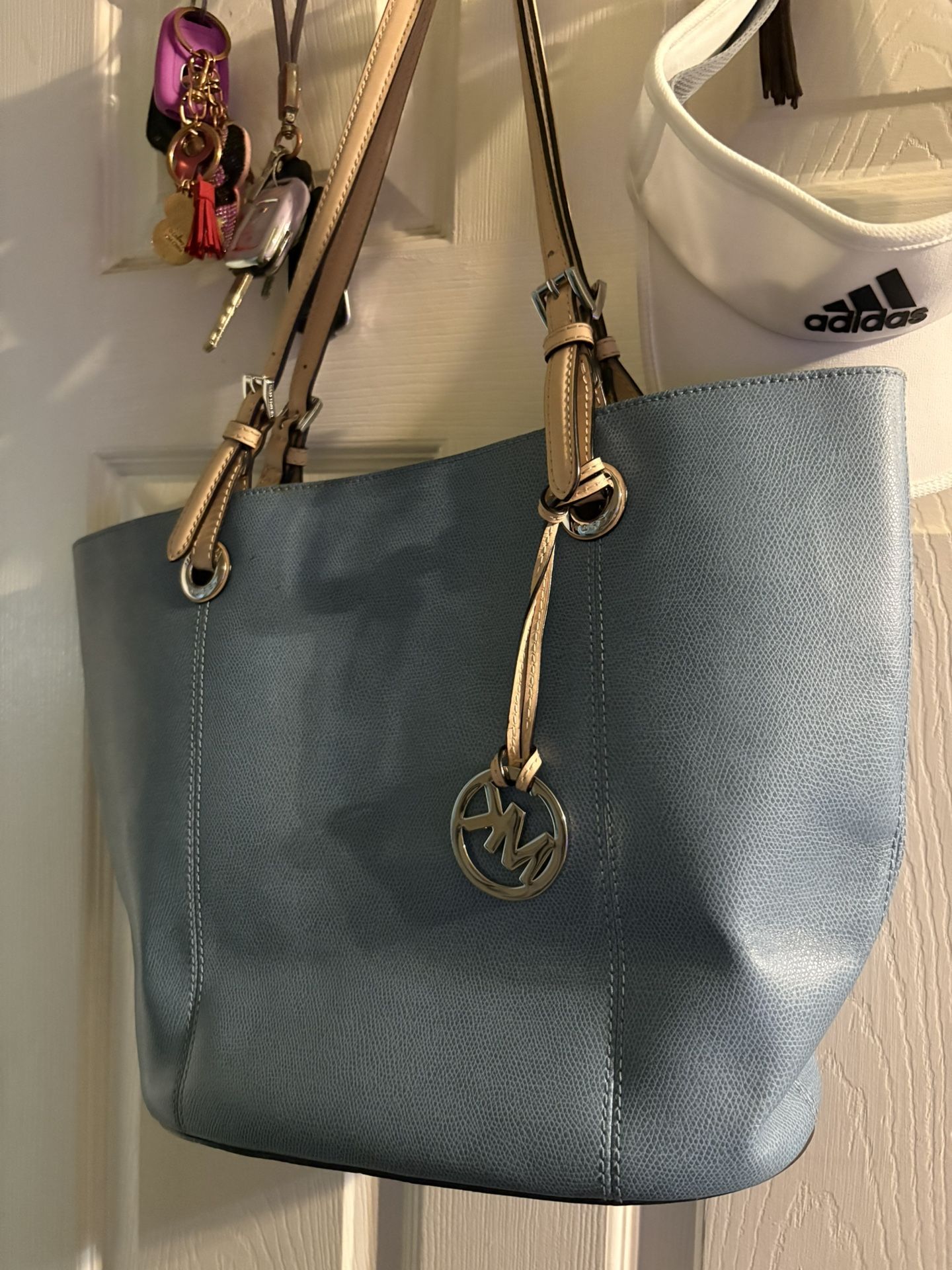 New Blue Michael Kors Purse. Authentic! $35.00