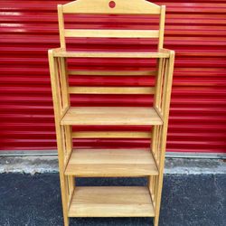 WOOD BOOKSHELF FOLDING/ IN GREAT CONDITION/ DELIVERY NEGOTIABLE
