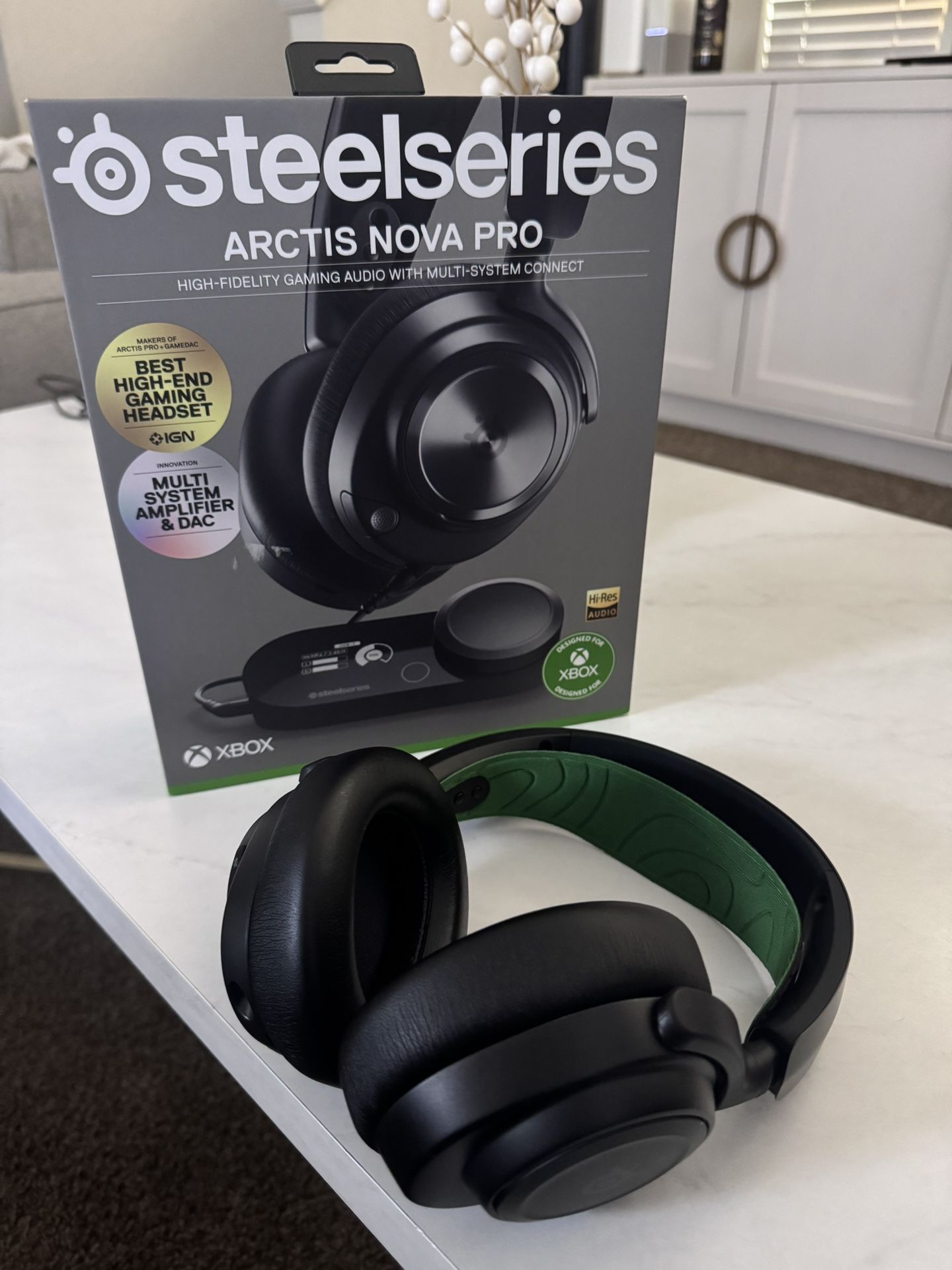 Xbox Series / Steelseries Arctis nova pro