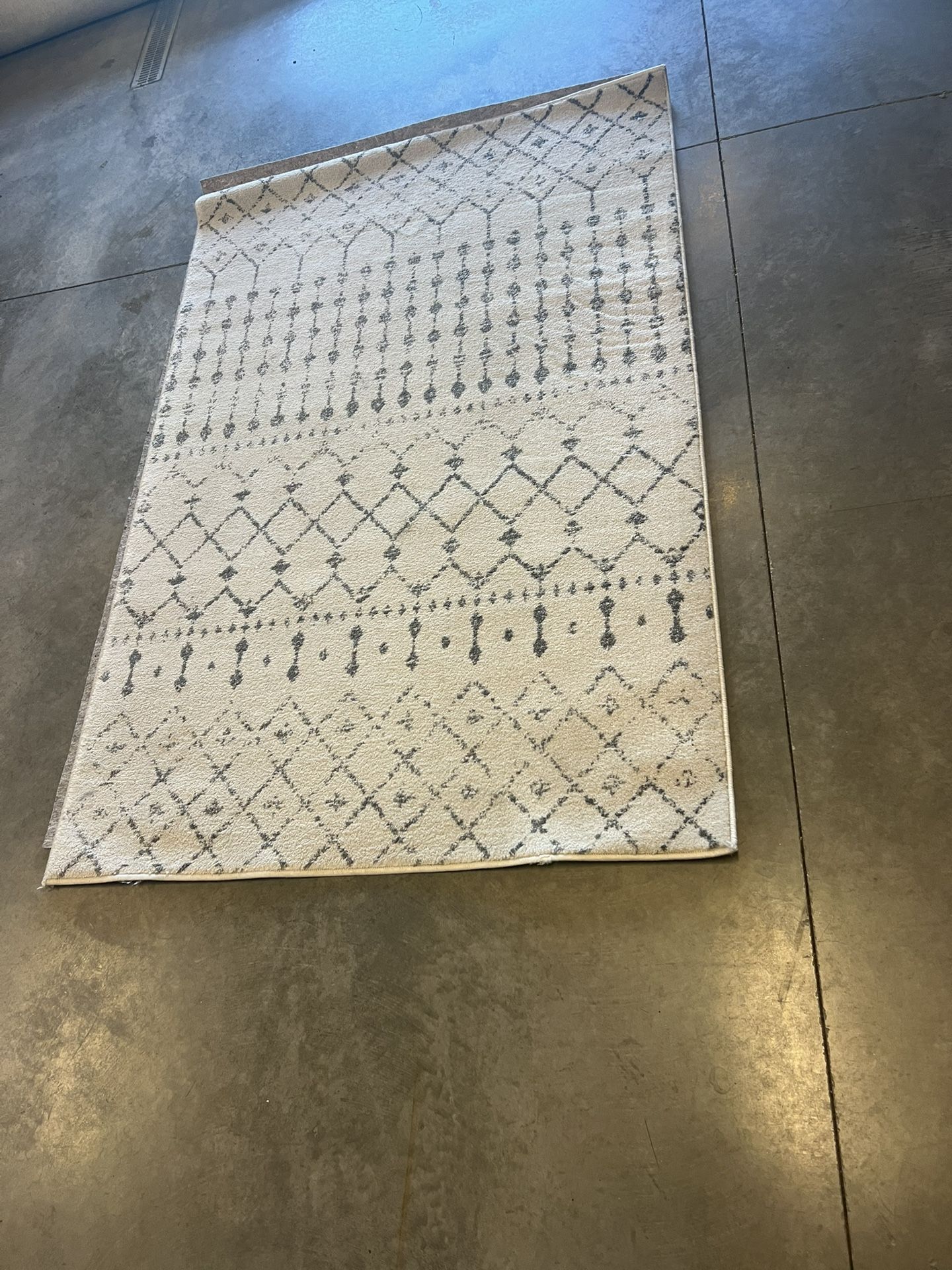 Free Rugs