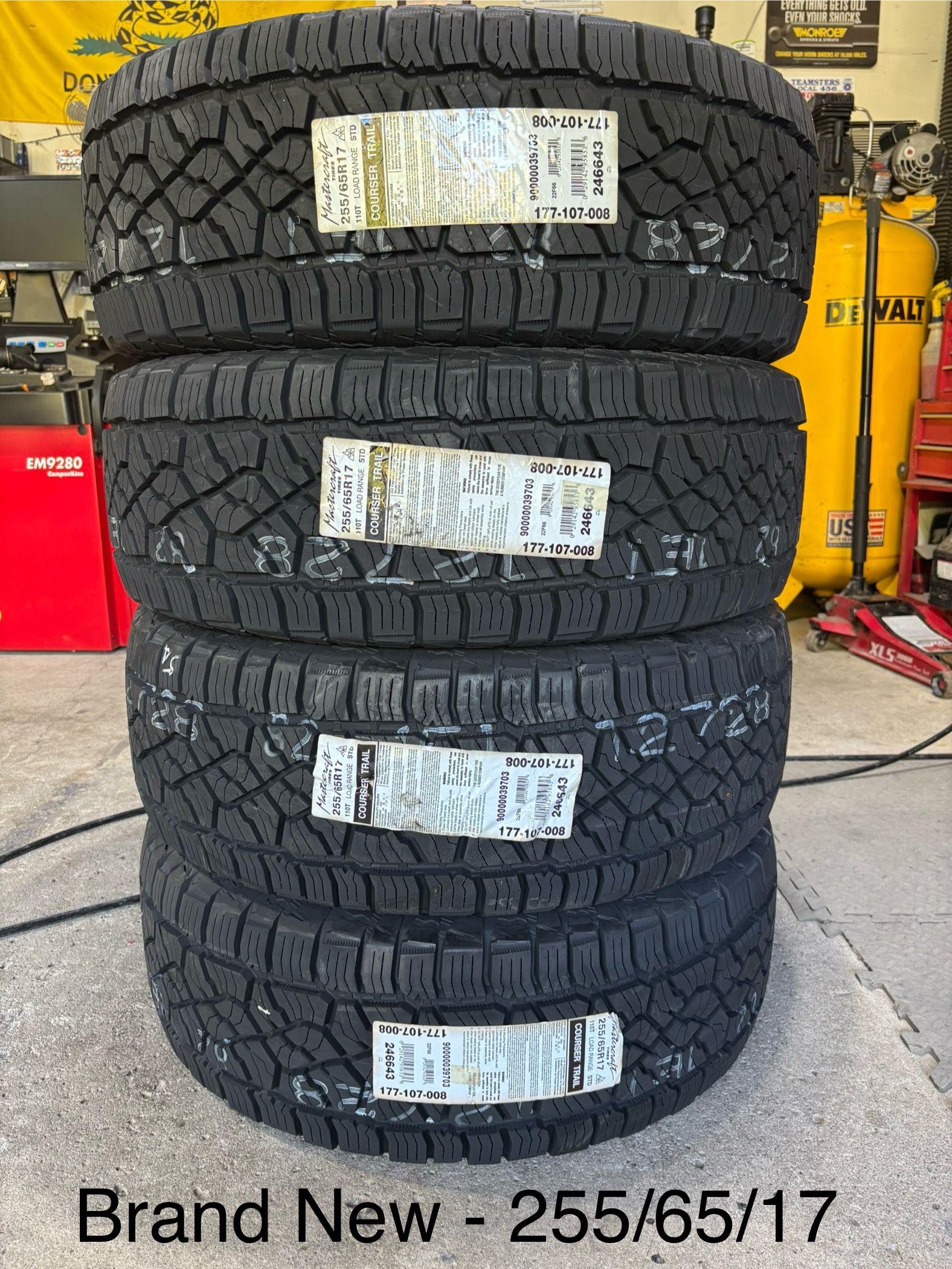 (4) - 255/65/17 Mastercraft Courser Trail Tires