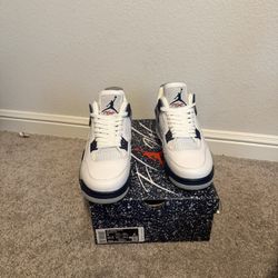 Jordan 4 Midnight navy