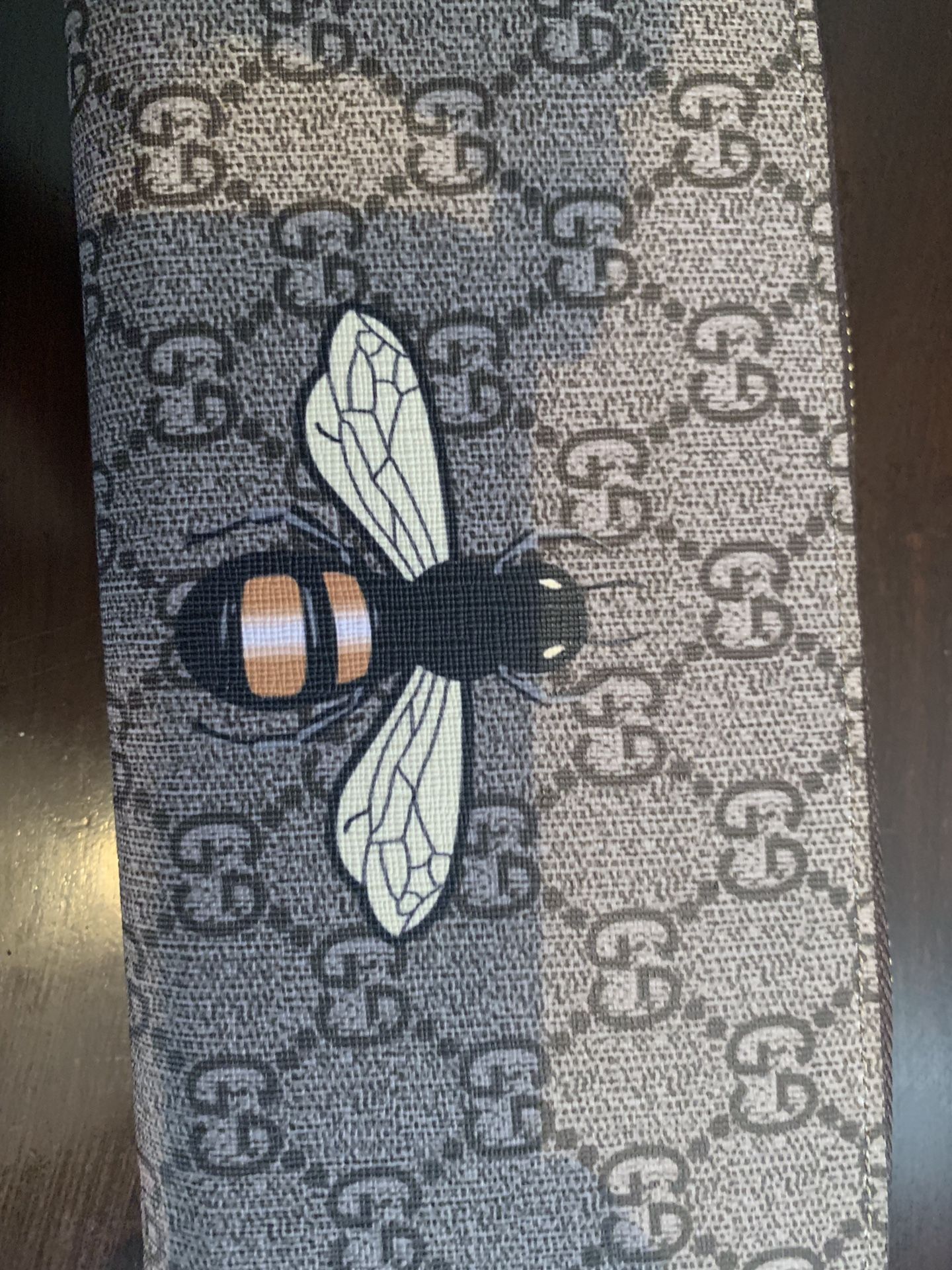 Bee Gucci wallet