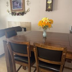 Expandable High Rise Wood Dinning Table With 4 Chairs And Bench 