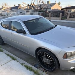 2009 dodge charger Needs work