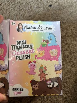 Mini mystery Dessent plush
