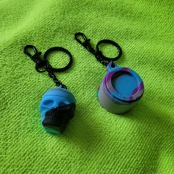 BLU/BLK Lot 3ml Skull/6ml Cylinder Silicone Wax/Dab/Oil  Storage Container Keychains on Matte Black Hardware + 3 FREEBIES 