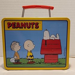 Snoopy and The Gang Metal Lunch Box