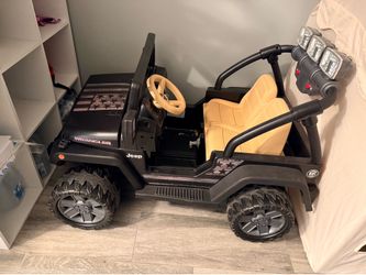 Kids 2 seater Jeep