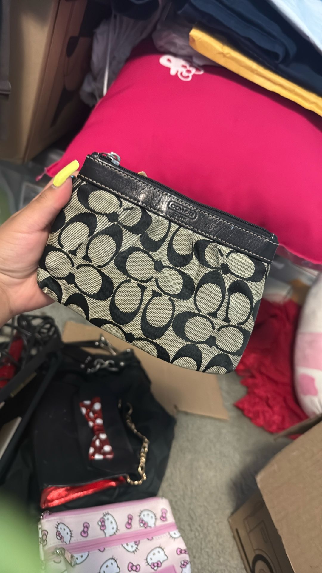 coach wristlet 