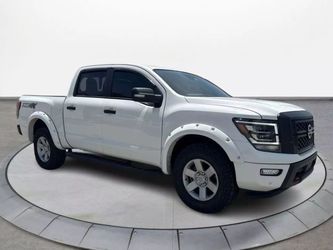 2022 Nissan Titan Crew Cab