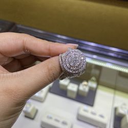 14k Gold Real Diamond Ring For A Good Price!! (4 3/4 Ctw)