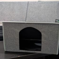 Pet House & Litter Box