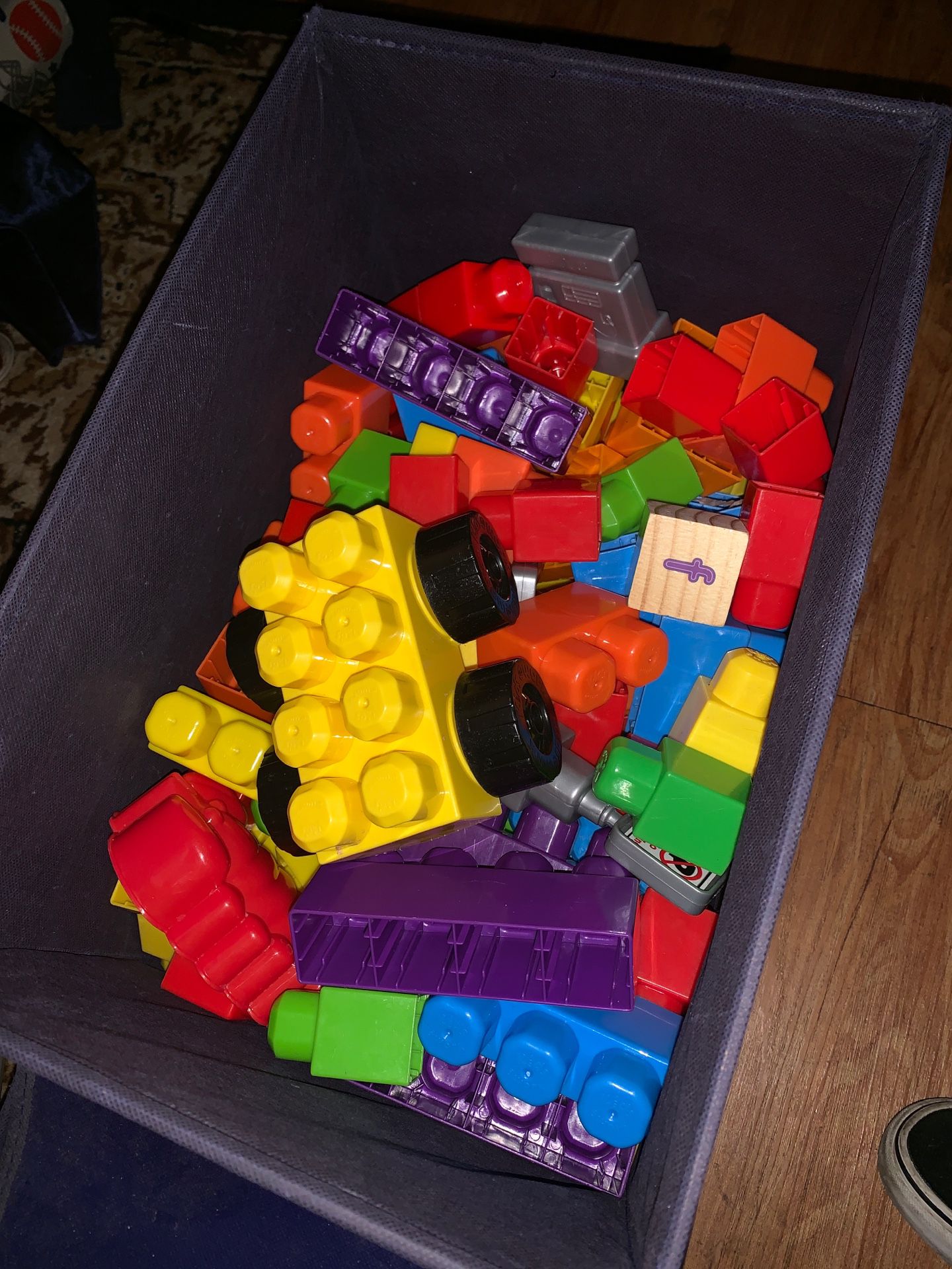 LEGO’s & box