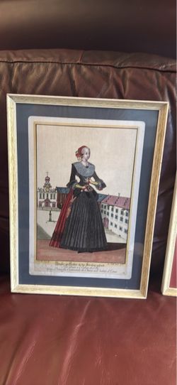 Three ladies art (3 paintings)
