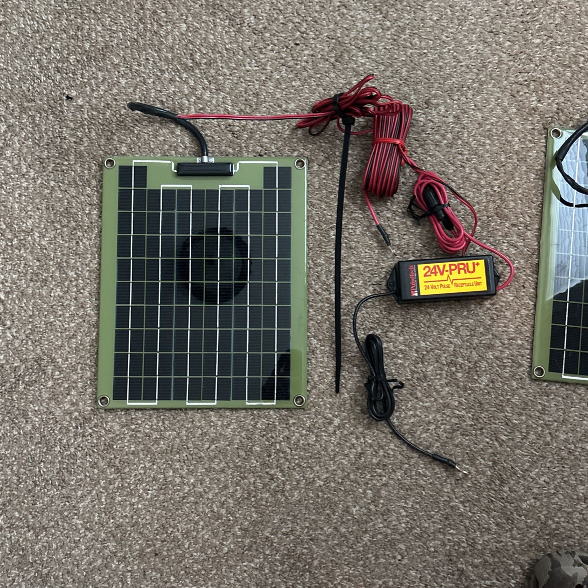 Solar Pulse 24VPSC-10W-MK 24V SolarPulse Charger/Maintainer w/Mounting Kit, 10W
