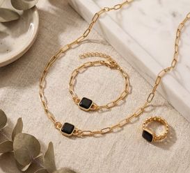 Gold toned set