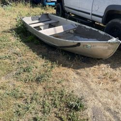 Aluminum Boat 