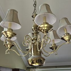 Chandelier 