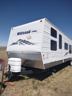 Travel trailer River forester