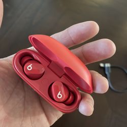 Brand New :: Studio Beats by Dre 