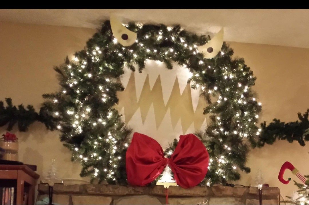 Wreath Large (60 inches ) Halloween
